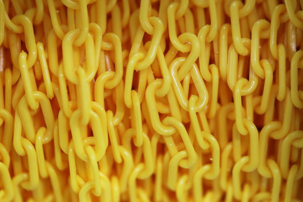 Plastic chain
