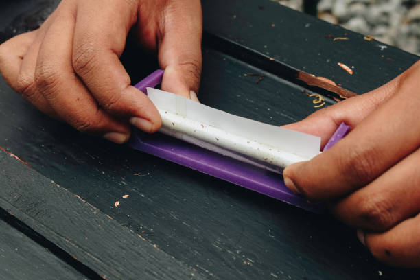 cigarette rolling machines
