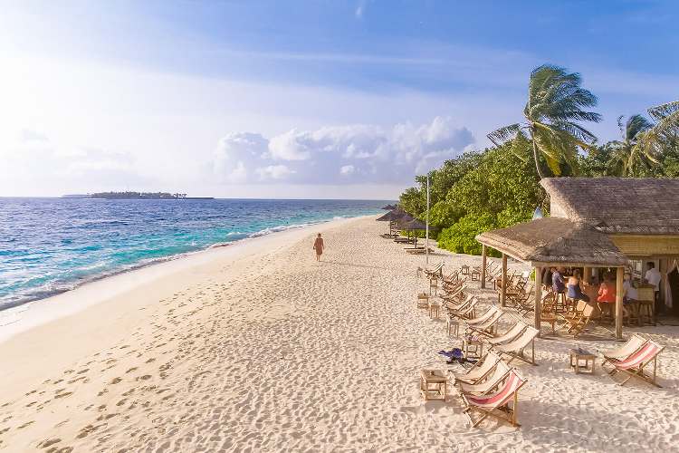 beach island maldives