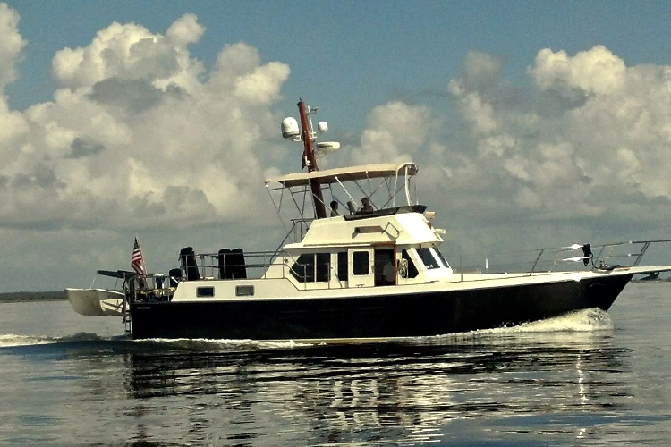 ft lauderdale yacht sales