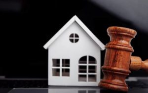 luxury property auctions