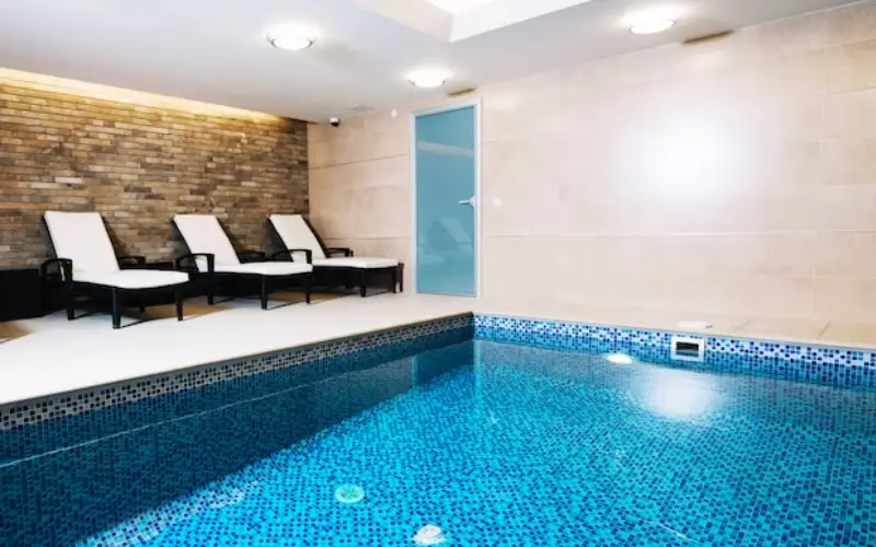 swimming pool renovation