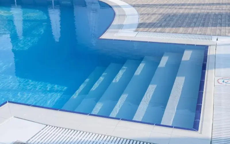 swimming pool renovation